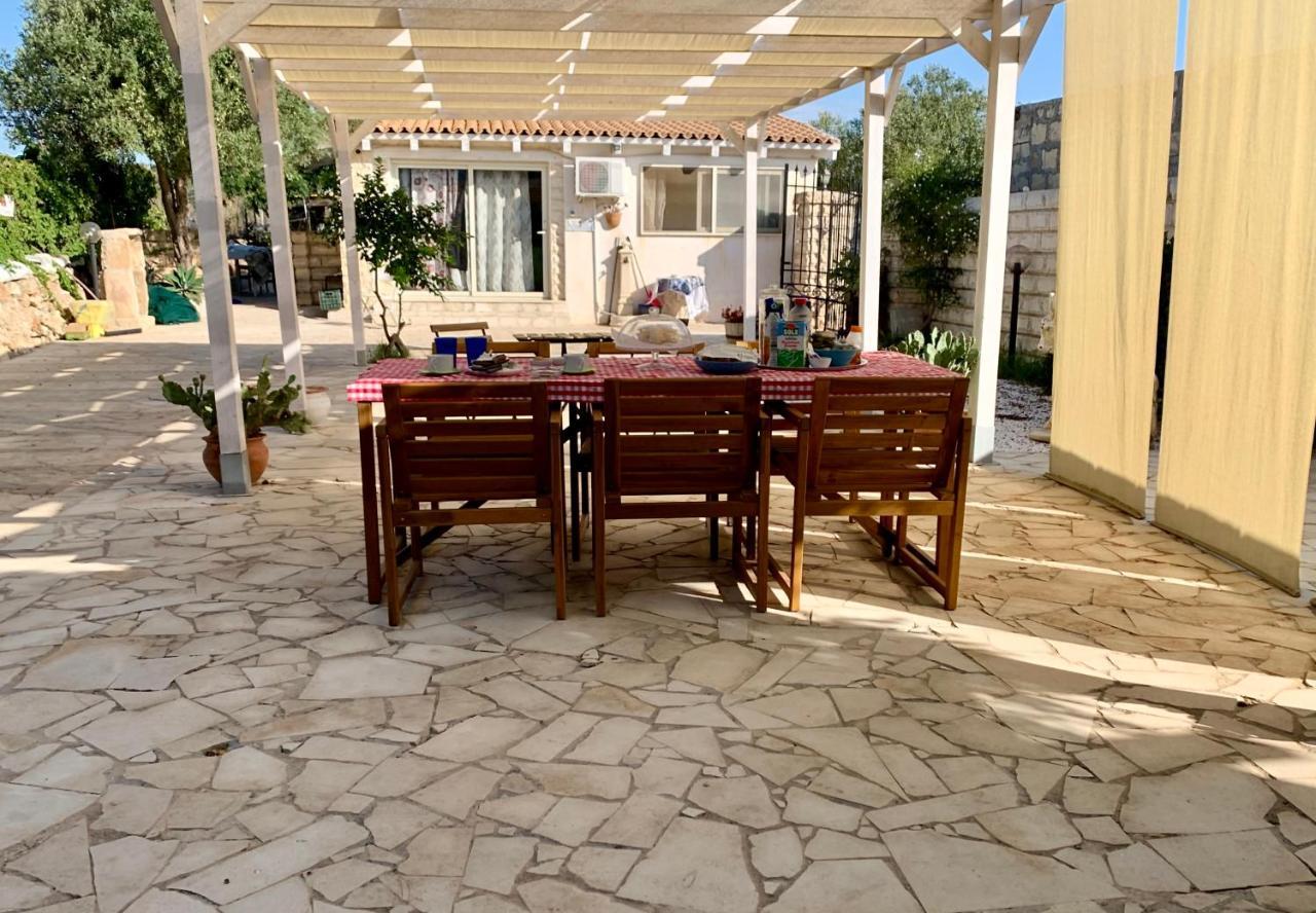 Cozzo Spadaro B&B Portopalo Di Capo Passero Bagian luar foto