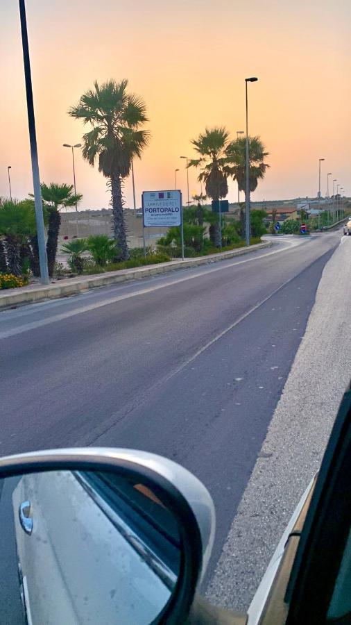 Cozzo Spadaro B&B Portopalo Di Capo Passero Bagian luar foto